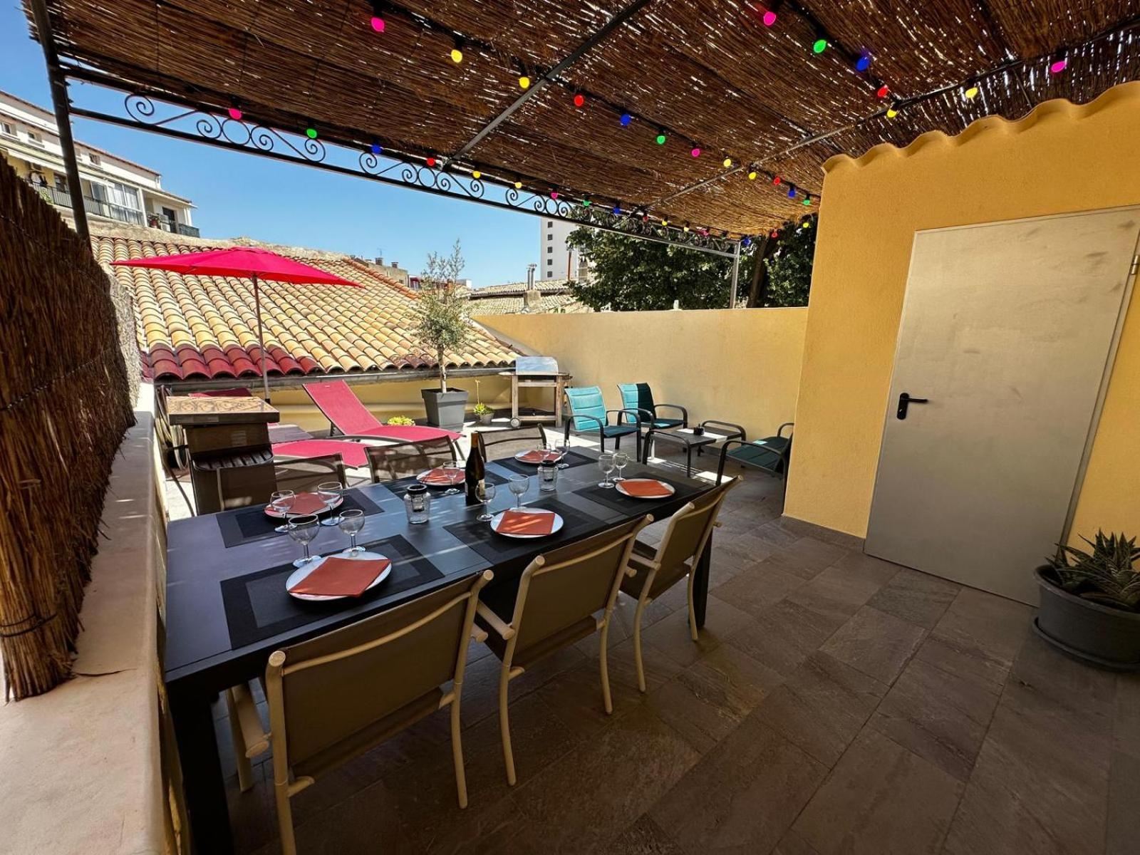 Appartement 4 A 8 Personnes, Spacieux De Standing Classe 4 Etoiles Нім Екстер'єр фото