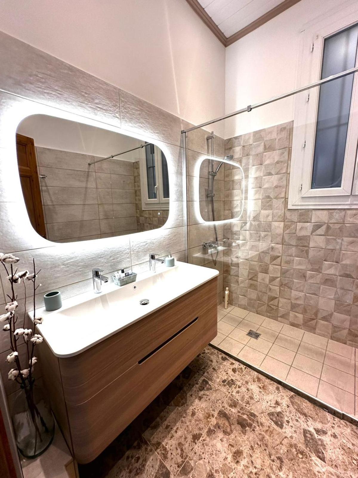 Appartement 4 A 8 Personnes, Spacieux De Standing Classe 4 Etoiles Нім Екстер'єр фото